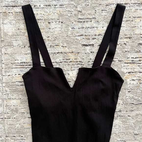 CLOSING SALE! 
Free People Pippa V-Wire Bodysuit - Picture 3 of 9